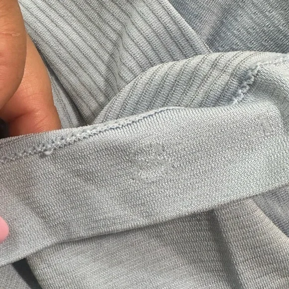 Lululemon Long Sleeve Top Sz 8 #W3 - Picture 4 of 4